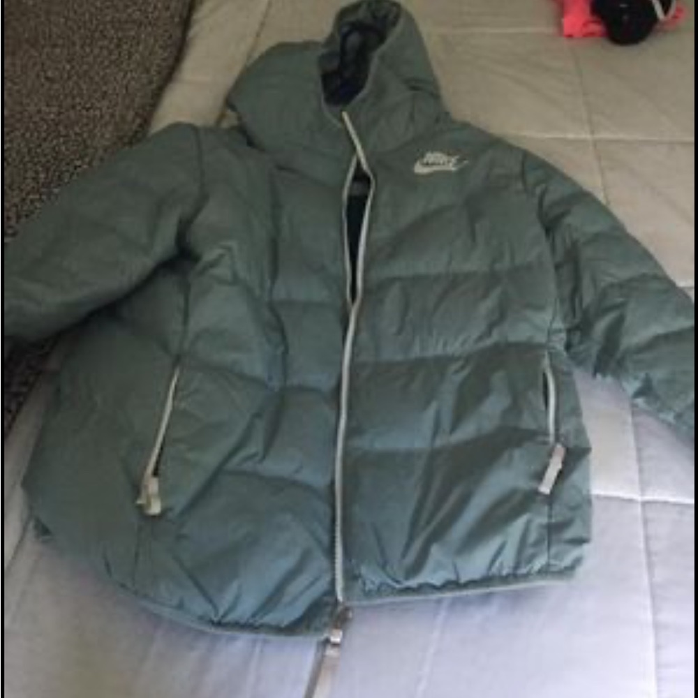 Like New Nike jacket Med unisex